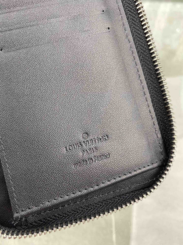 Fan Fashion Lu-Vi bags - 10865