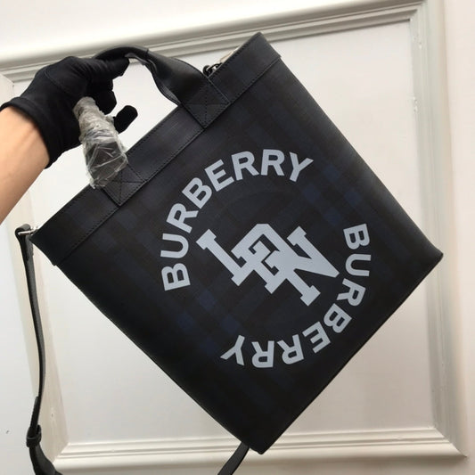 B-Berry - BB  Logo Graphic ConTLM -tible Tote London Check Canvas Large For Men, Bags 15in/38cm