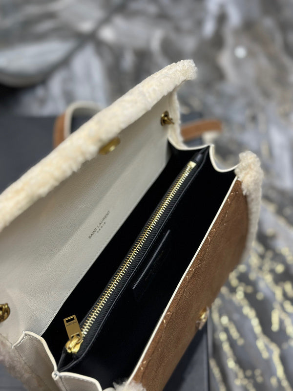 Amelia - YSL Bag - 3934