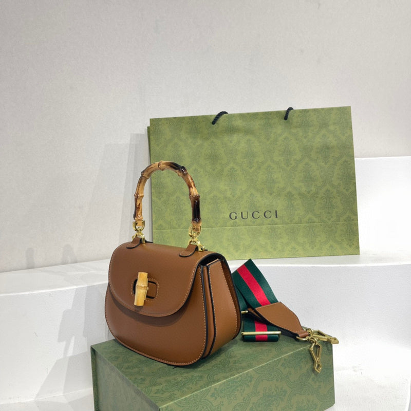 Amelia- GCI Bags - 2007