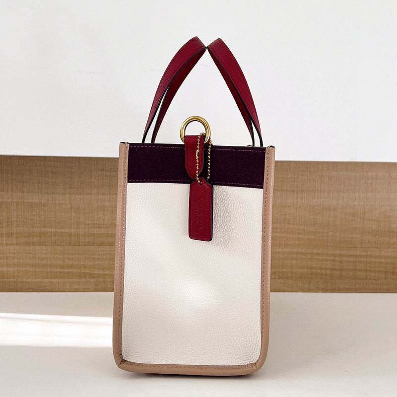 Amelia-i CAH Bags - 066