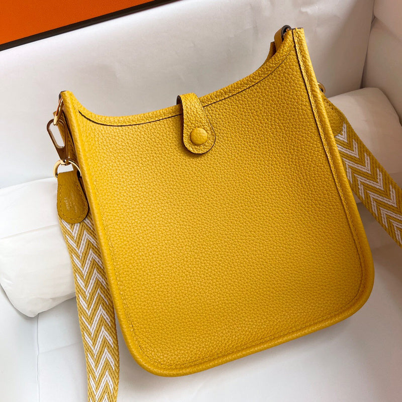 Amelia - HMS Bags - 1651