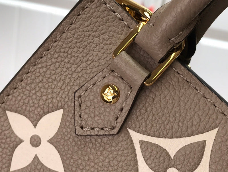 Fan Fashion Lu-Vi bags - 17617