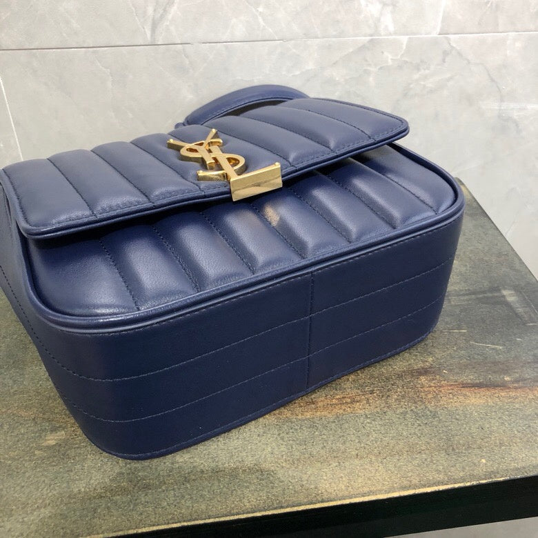 Amelia - YSL Bag - 4055