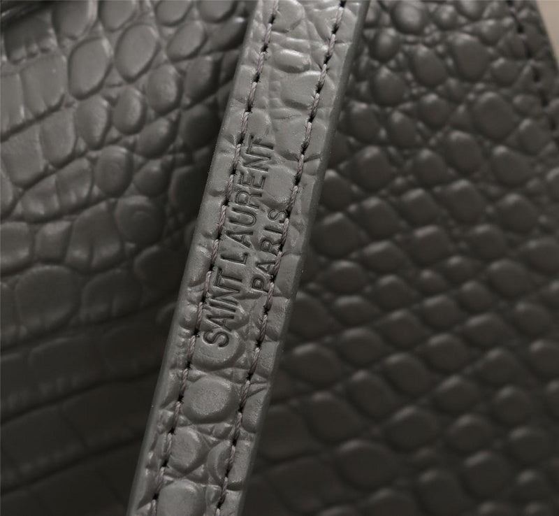 Amelia - YSL Bag - 2902