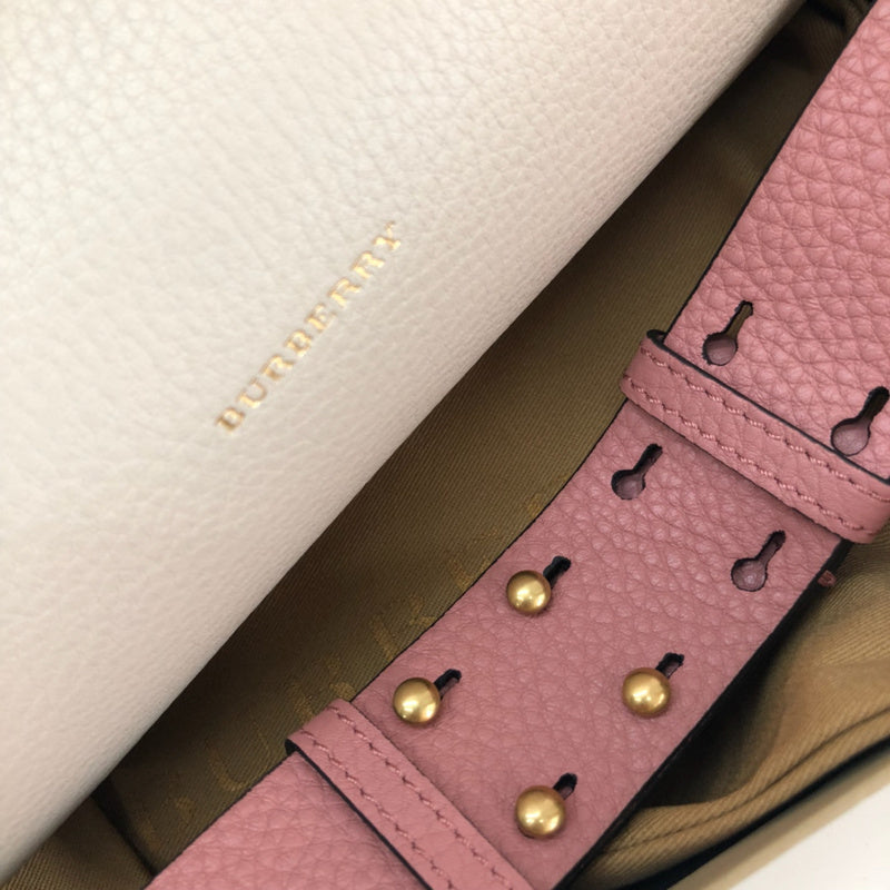 Burberry Bags - Bagsattire   459