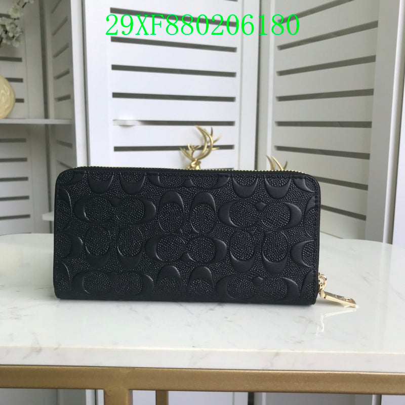 Amelia - CAH Wallet - 017