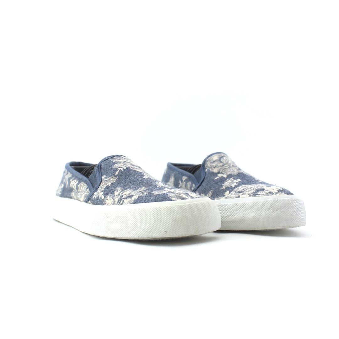 AIR WALK .