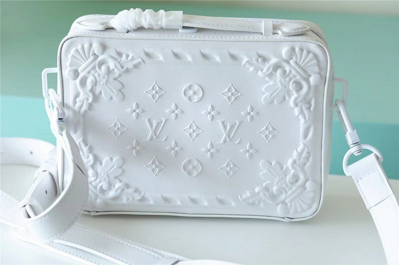 Fan Fashion Lu-Vi bags - 9939