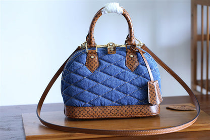 Fan Fashion Lu-Vi bags - 8251