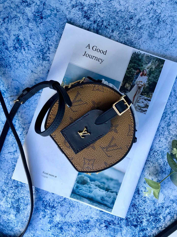 Fan Fashion Lu-Vi bags - 17752