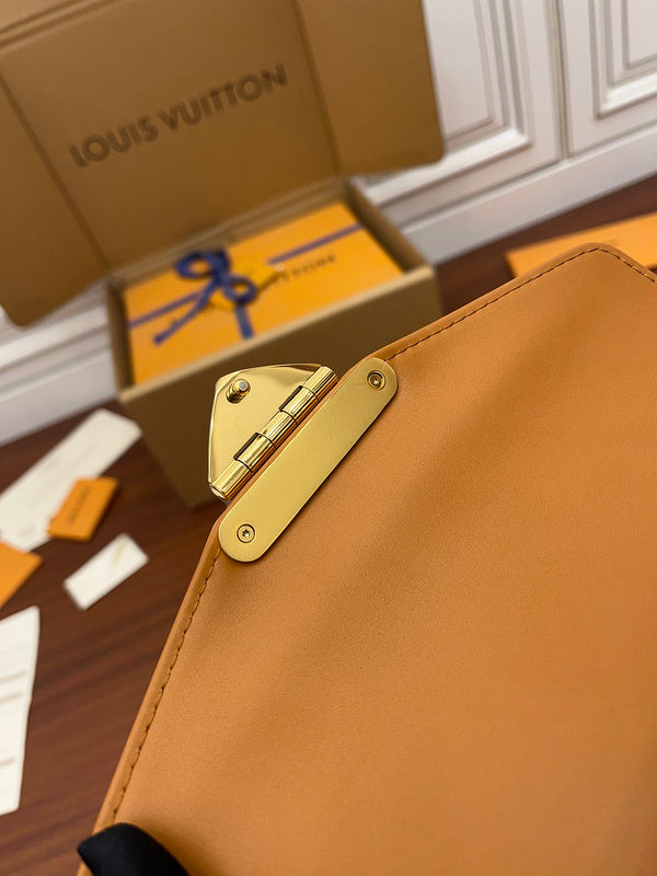 Amelia's Bag Gallery - LOV Bags - 987