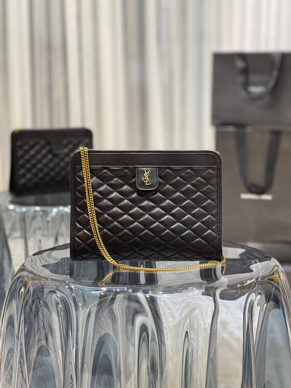 Amelia - YSL Bag - 3755