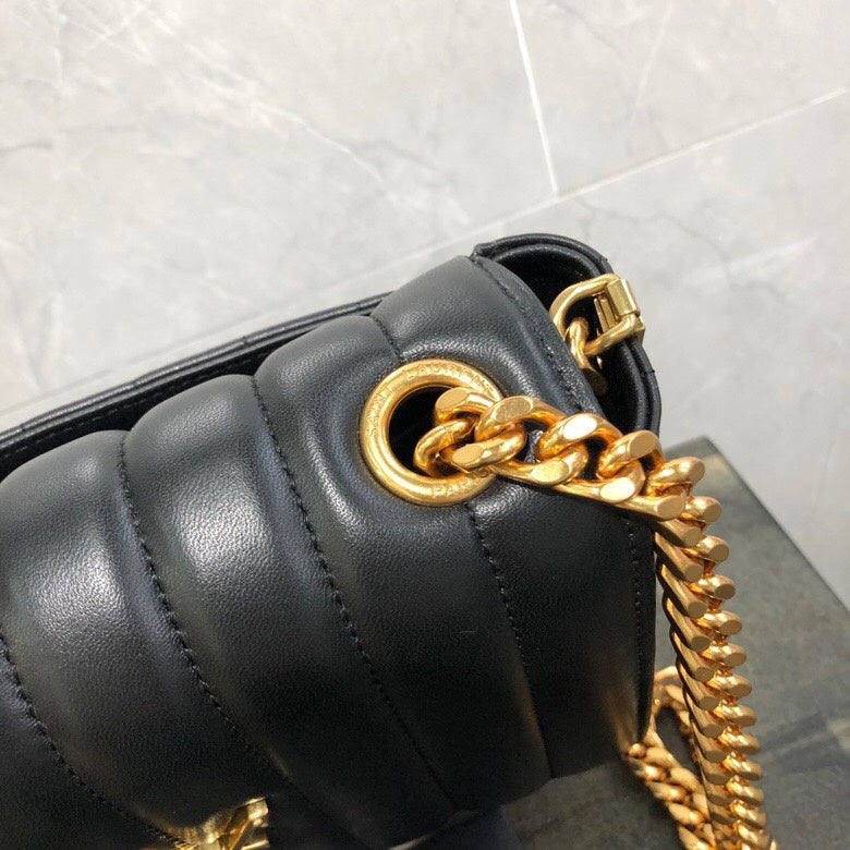 Amelia - YSL Bag - 4055