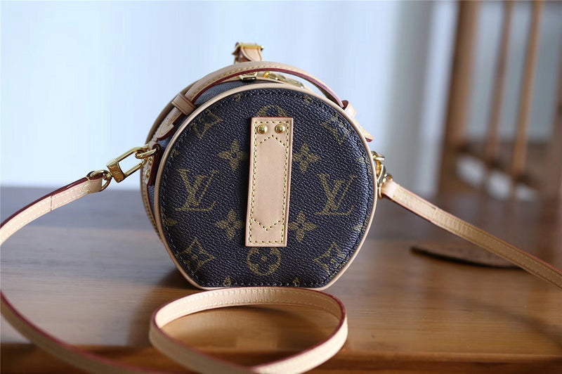 Fan Fashion Lu-Vi bags - 8338