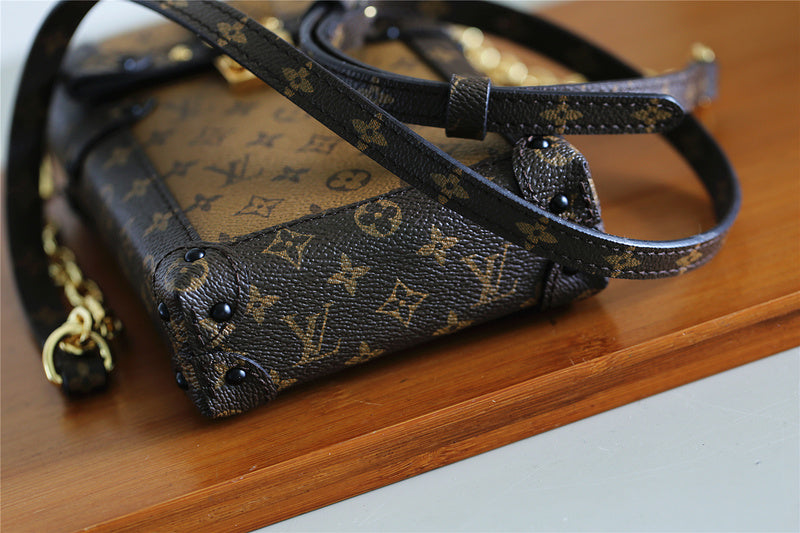 Fan Fashion Lu-Vi bags - 9087