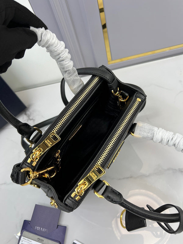 Amelia- PRDA  LUXURY BAGS - 819