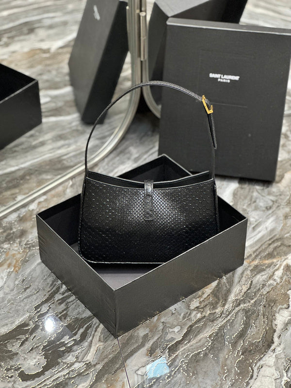 Amelia - YSL Bag - 2493