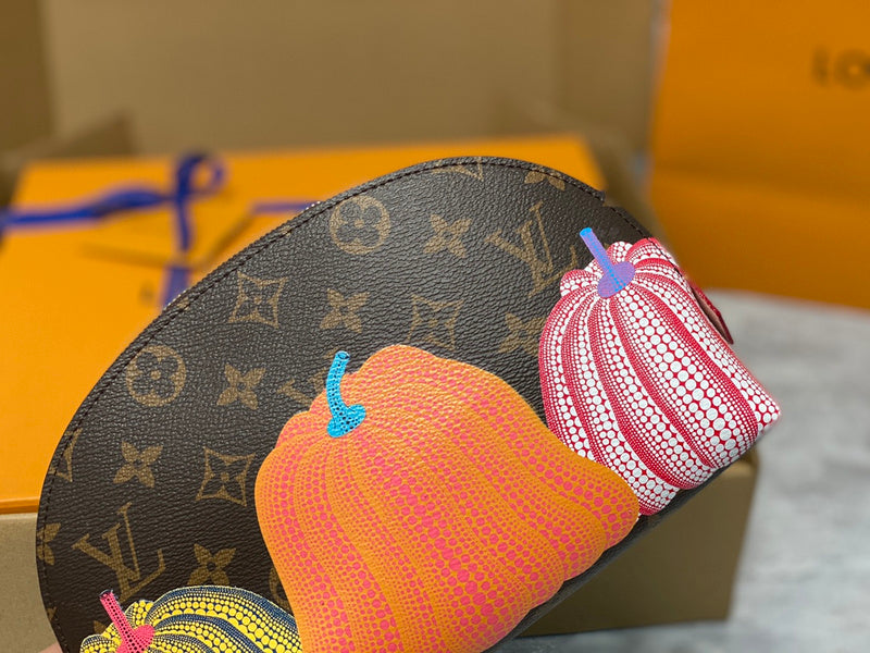 Amelia's Bag Gallery - LOV Bags - 1080