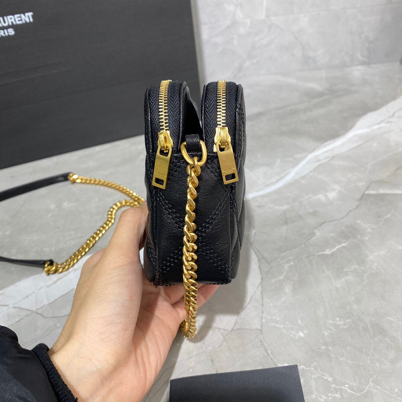 Amelia - YSL Bag - 4102