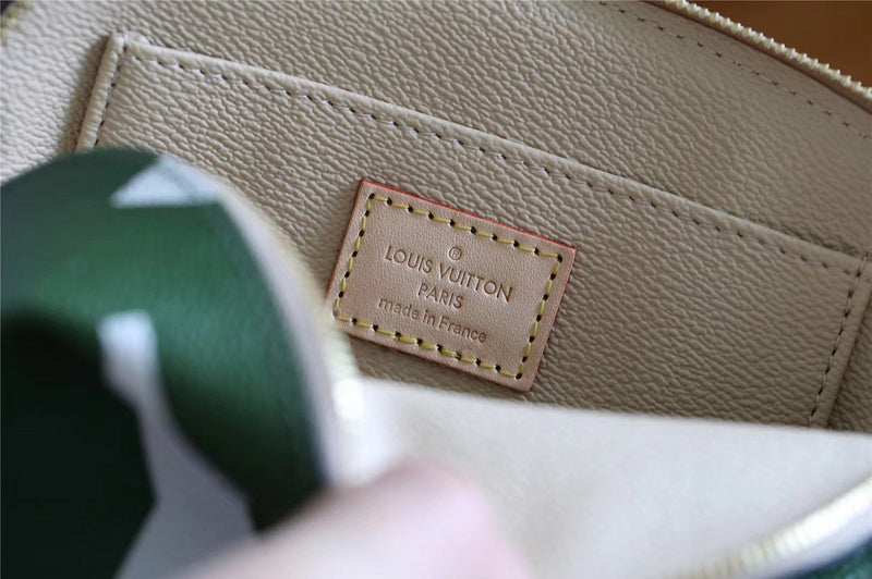 Fan Fashion Lu-Vi bags - 9061