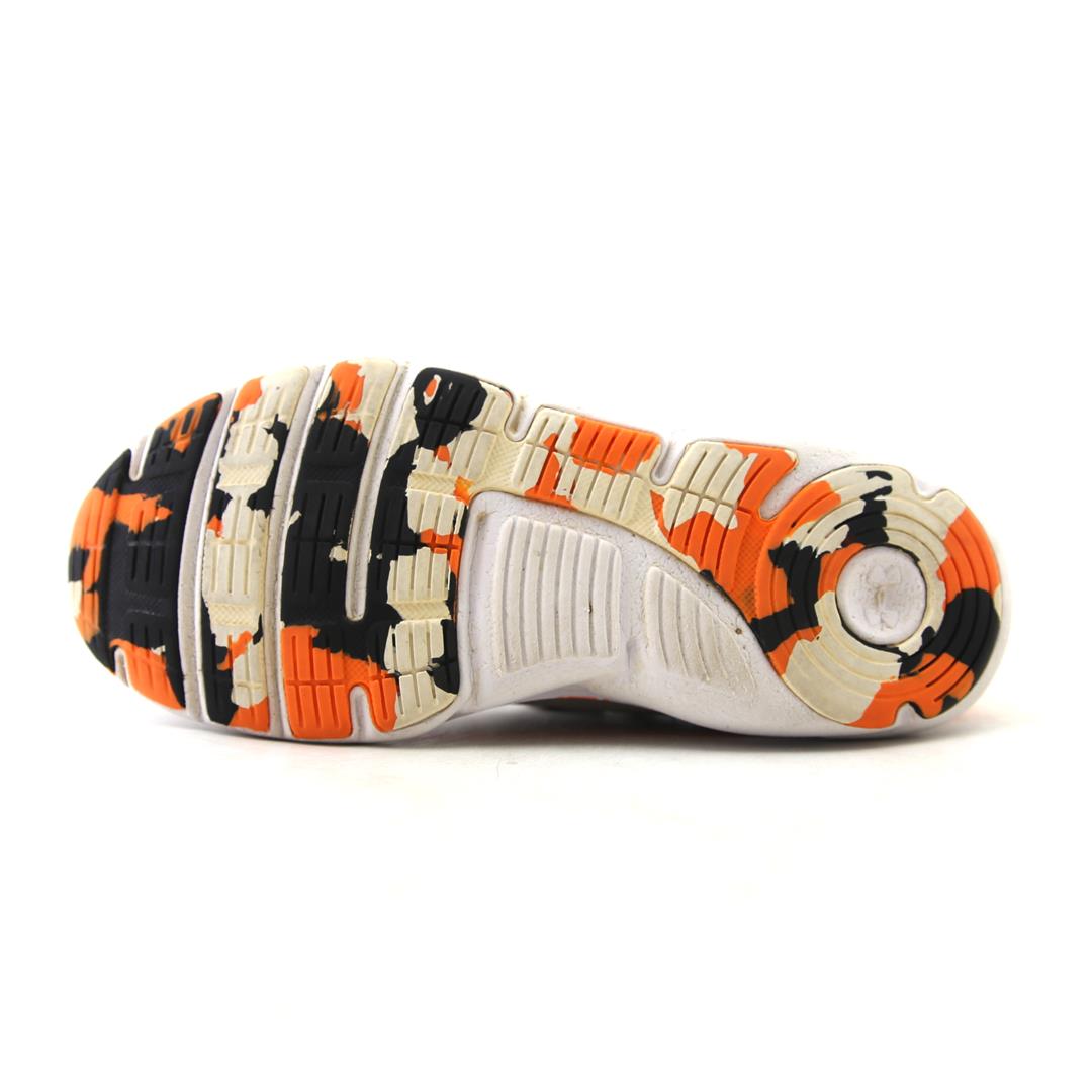 UNDER ARMOUR ASSERT 9 AC
