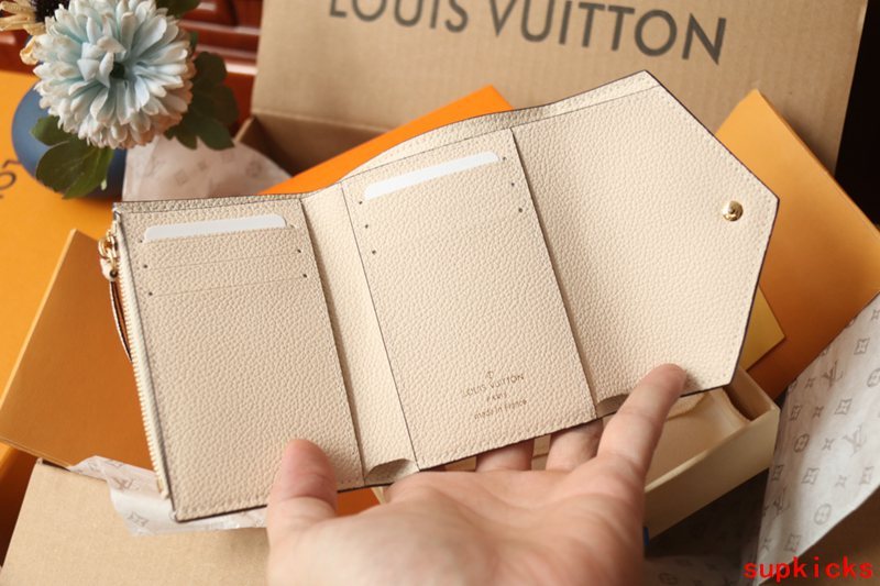 Amelia- - Mix Wallets - 166