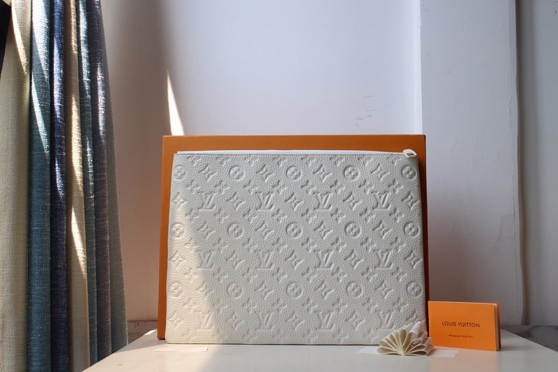 Fan Fashion Lu-Vi bags - 9046