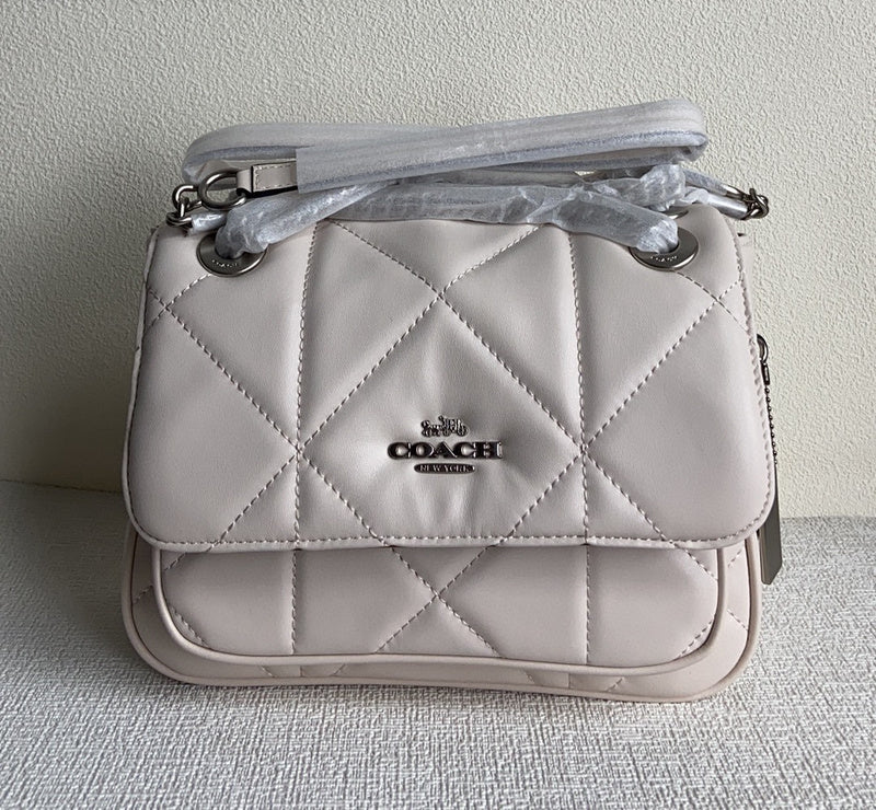 Amelia-i CAH Bags - 138