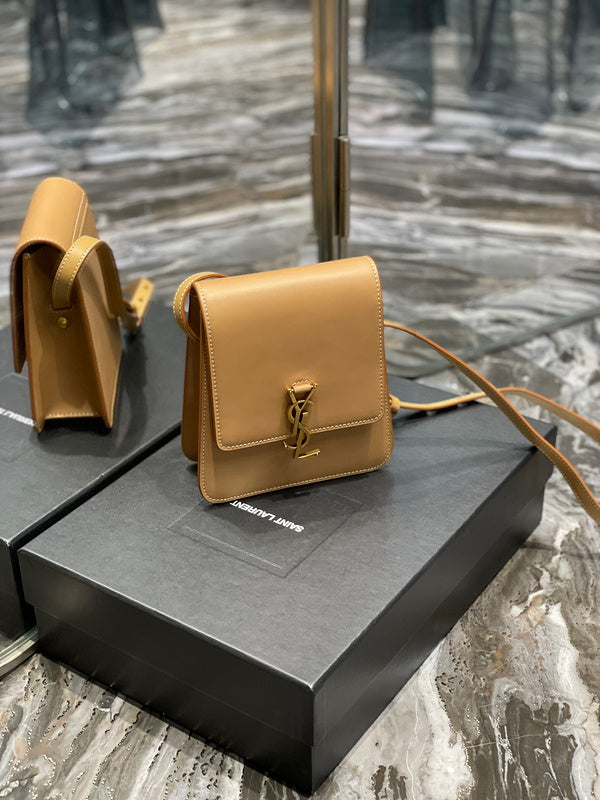 Amelia - YSL Bag - 3912