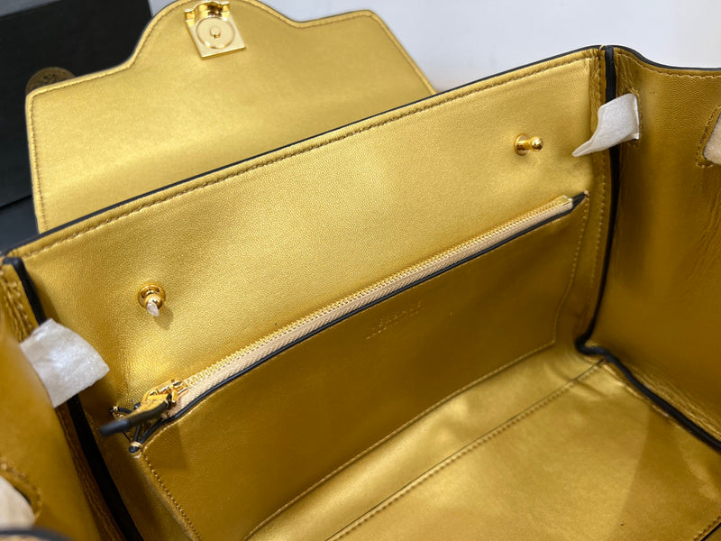 Amelia's Bag Gallery - VAR Bags - 014