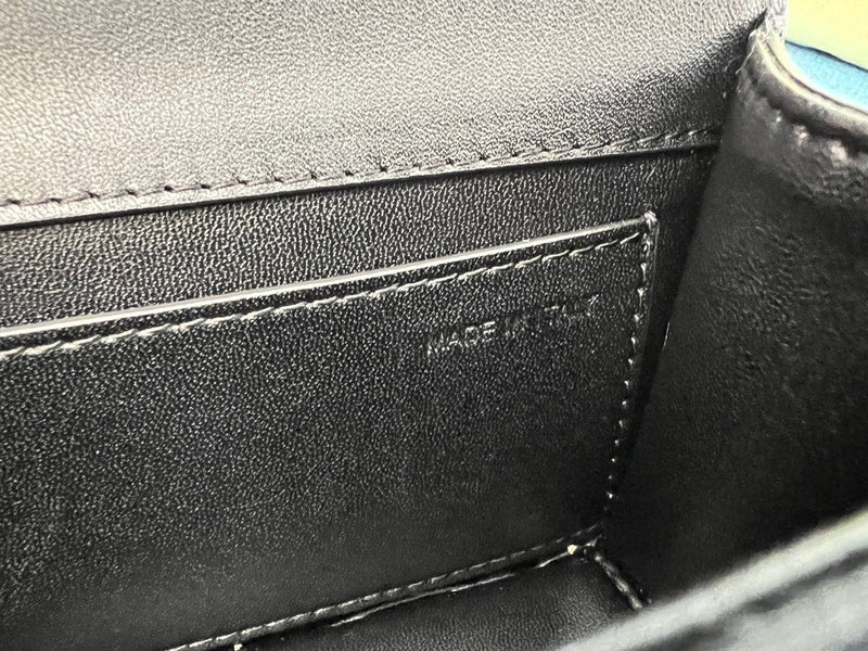 Amelia's Bag Gallery - VEL Bags - 1117