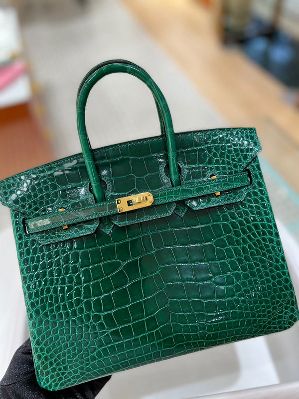 Amelia - HMS Bags - 1722
