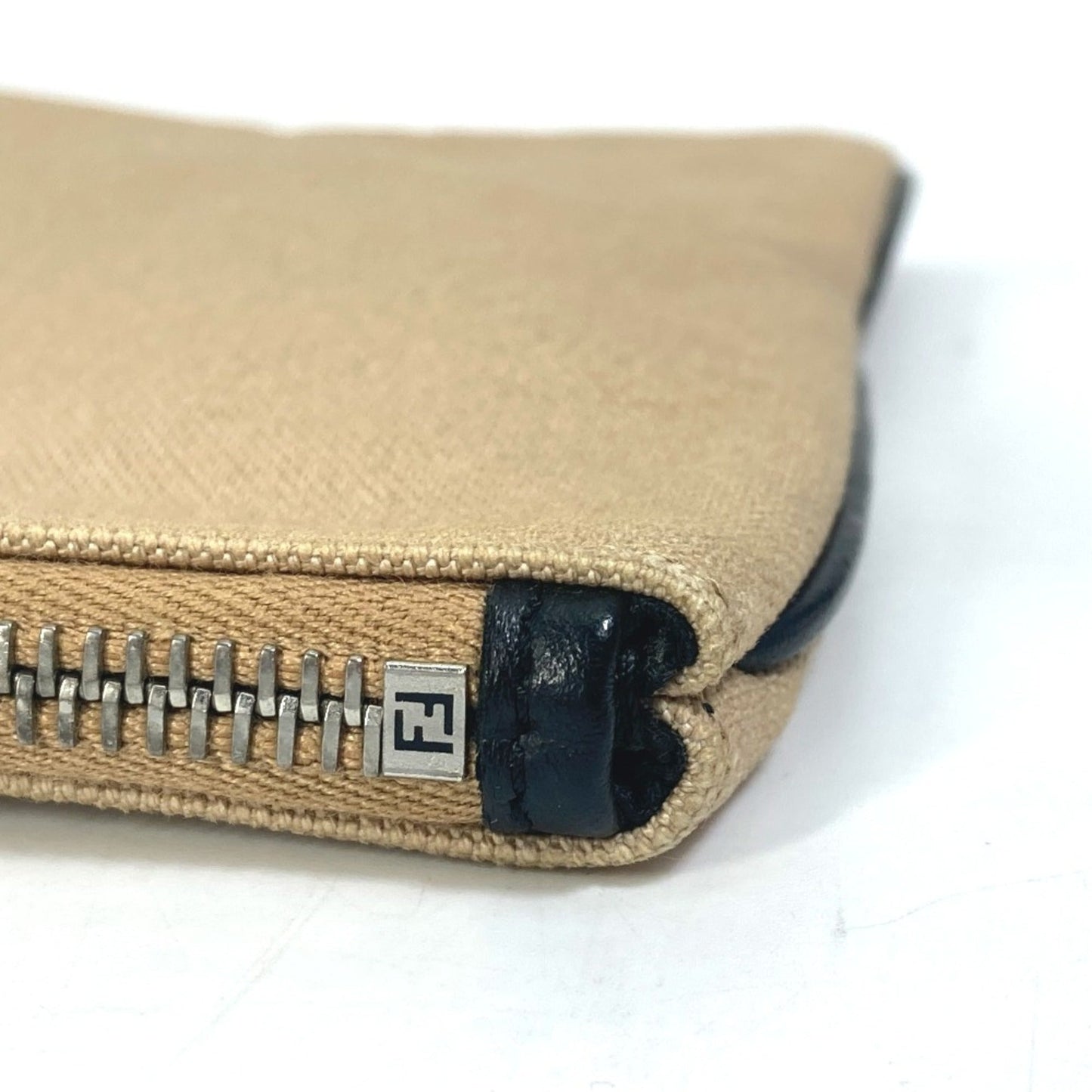 Fendi  Cloth Clutch Bag (Pre-Owned)
