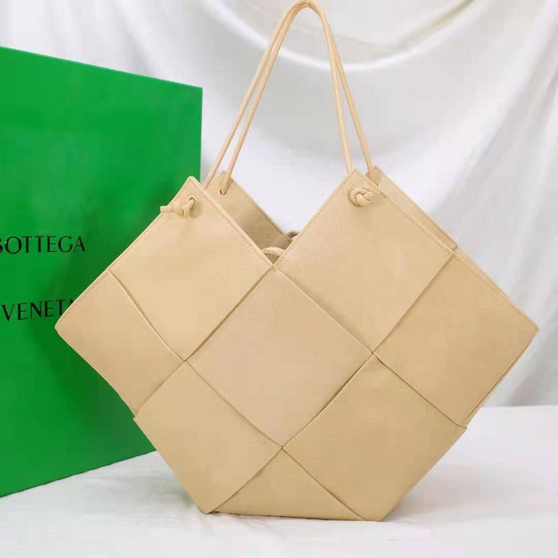 B-VENETA STYLISH HANBAGS FOR WOMEN - 030