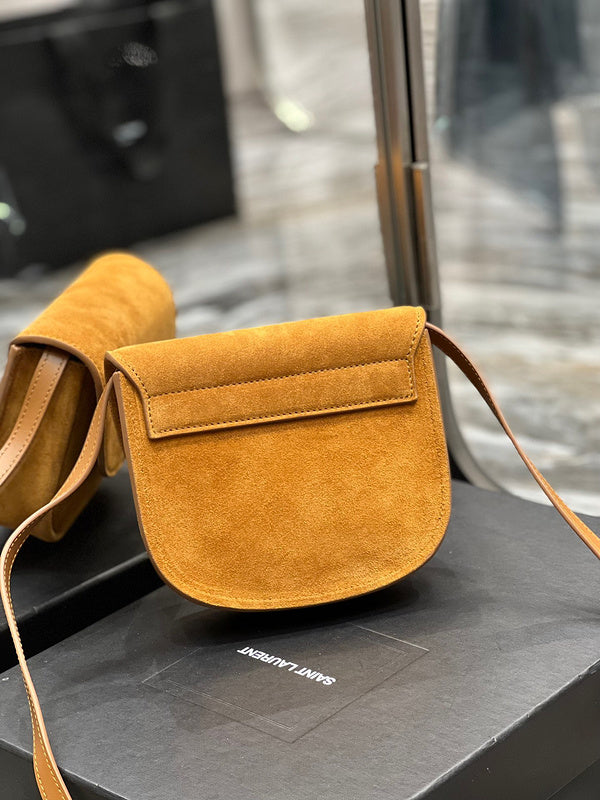 Amelia - YSL Bag - 4208