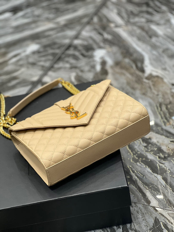 Amelia - YSL Bag - 1898