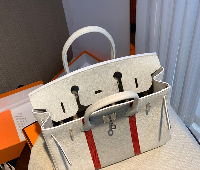 Amelia - HMS Bags - 1706