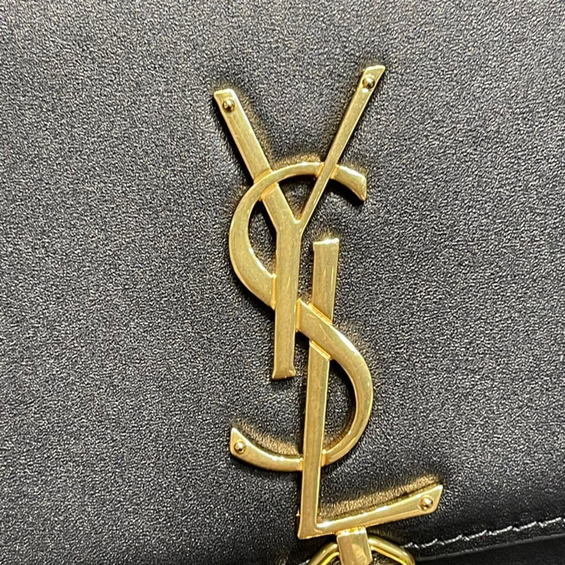 Amelia - YSL Bag - 1945
