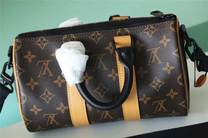 Fan Fashion Lu-Vi bags - 11241