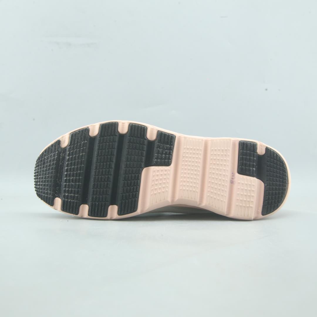 AVIA MEMORY FOAM