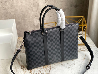 Fan Fashion Lu-Vi bags - 17176