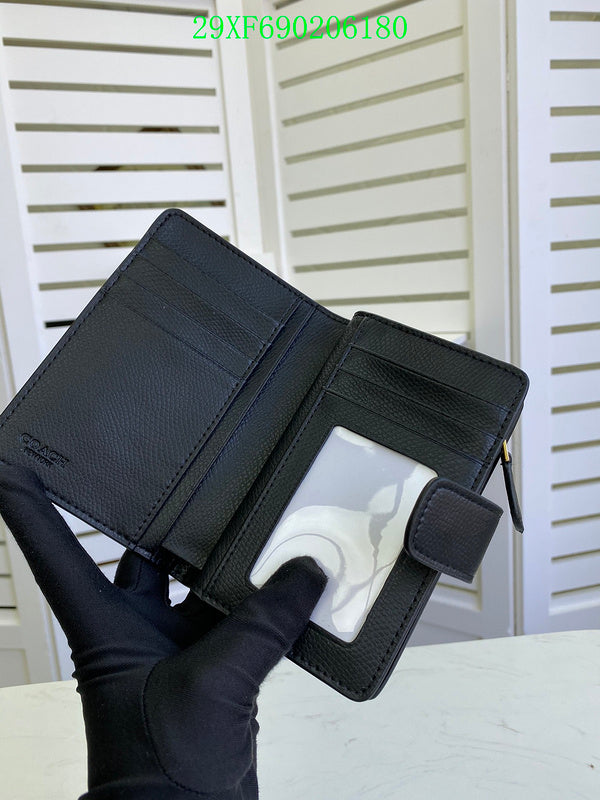 Amelia - CAH Wallet - 040