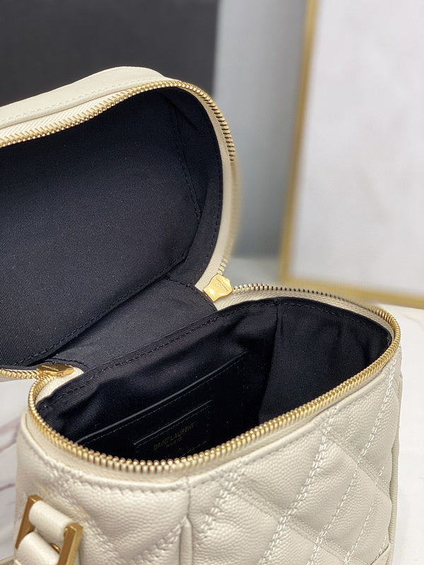 Amelia - YSL Bag - 2132
