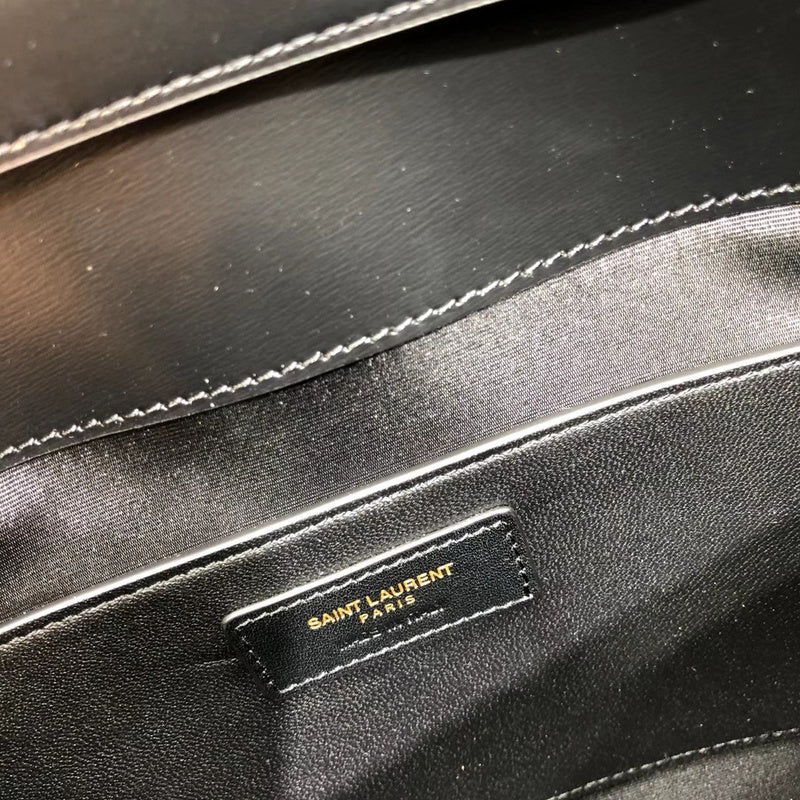 Amelia - YSL Bag - 3823