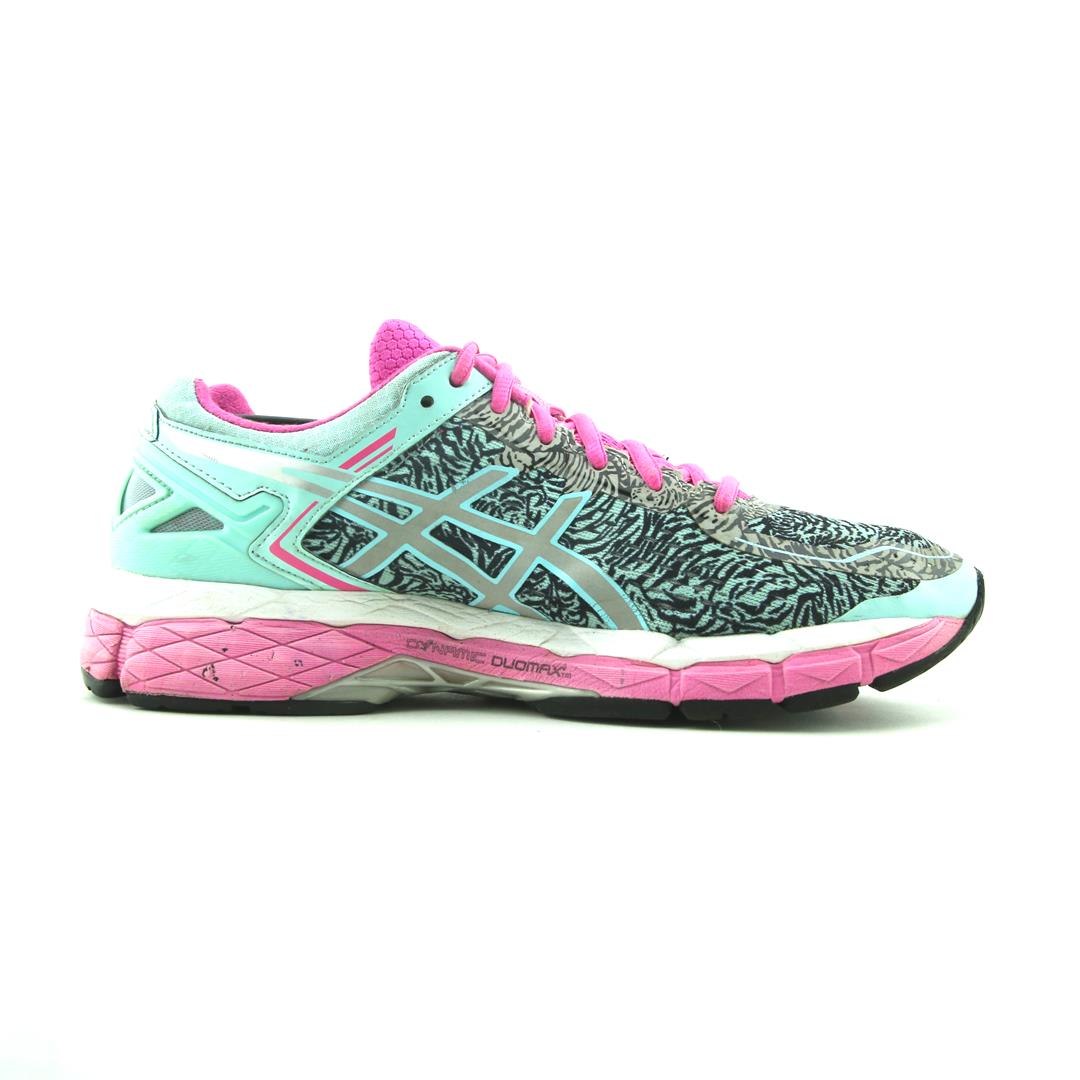 ASICS GEL-KAYANO 22