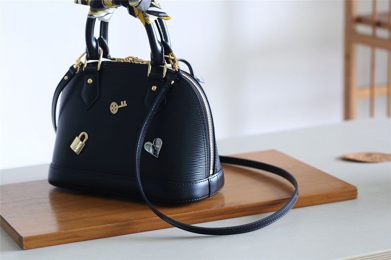 Amelia - LOV Lady Bags - 1854