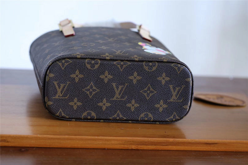 Fan Fashion Lu-Vi bags - 8409