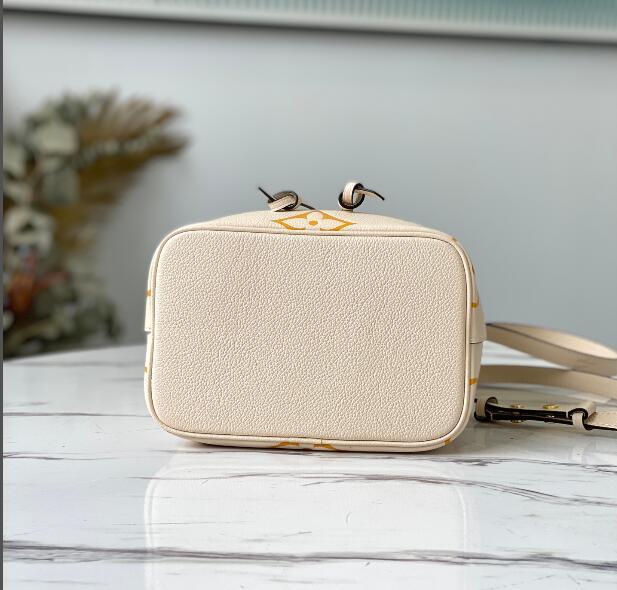 AmeliaLuxury - LOV Bags - 2470