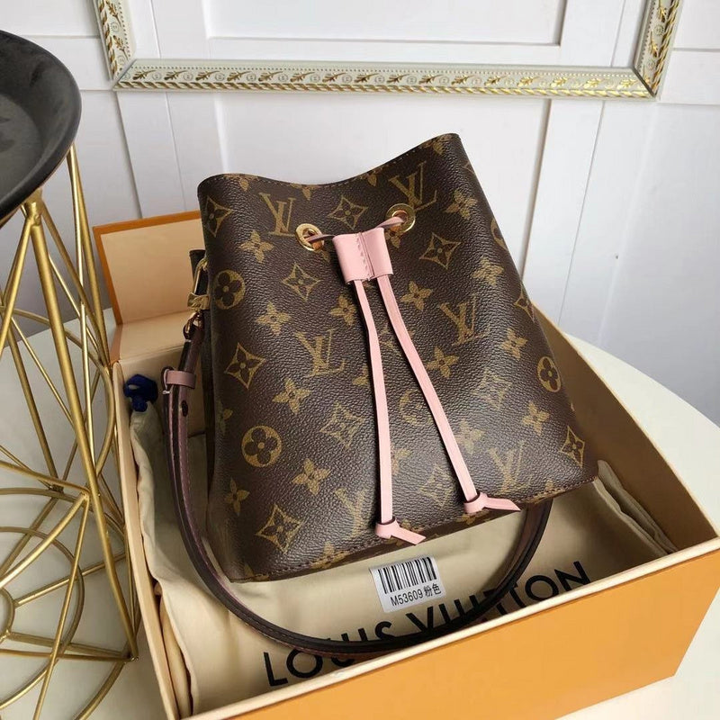 Fan Fashion Lu-Vi bags - 17767